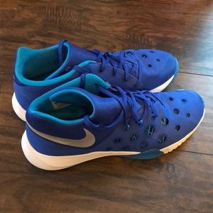 Men’s Nike Tennis Shoes